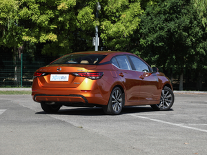 2020款1.6L TOP CVT奢享版 整体外观