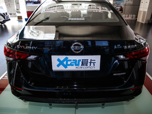 2020款1.6L XL CVT智享版 正后	