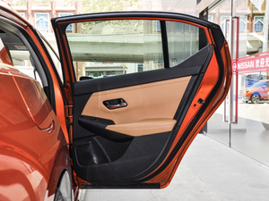 2020Ŀ 1.6L TOP CVT g