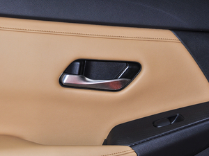 2020Ŀ 1.6L TOP CVT g