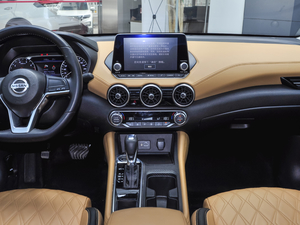 2020款改款 1.6L TOP CVT奢享版 中控台