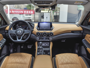 2020款改款 1.6L TOP CVT奢享版 内饰全景