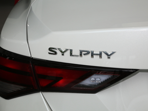 2020¿ 1.6L XL CVT ^