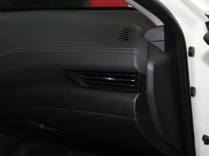 2020¿ 1.6L XL CVT g