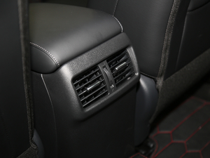 2020¿ 1.6L XL CVT п؅^