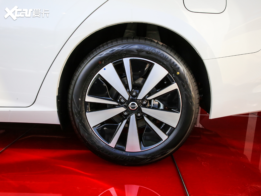 2020[ 2.0T XL Upper AD1 I