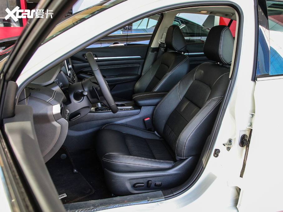 2020[ 2.0T XL Upper AD1 I