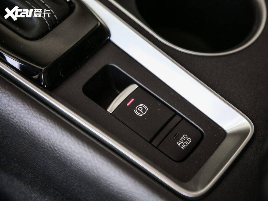 2020[ 2.0T XL Upper AD1 I(lng)