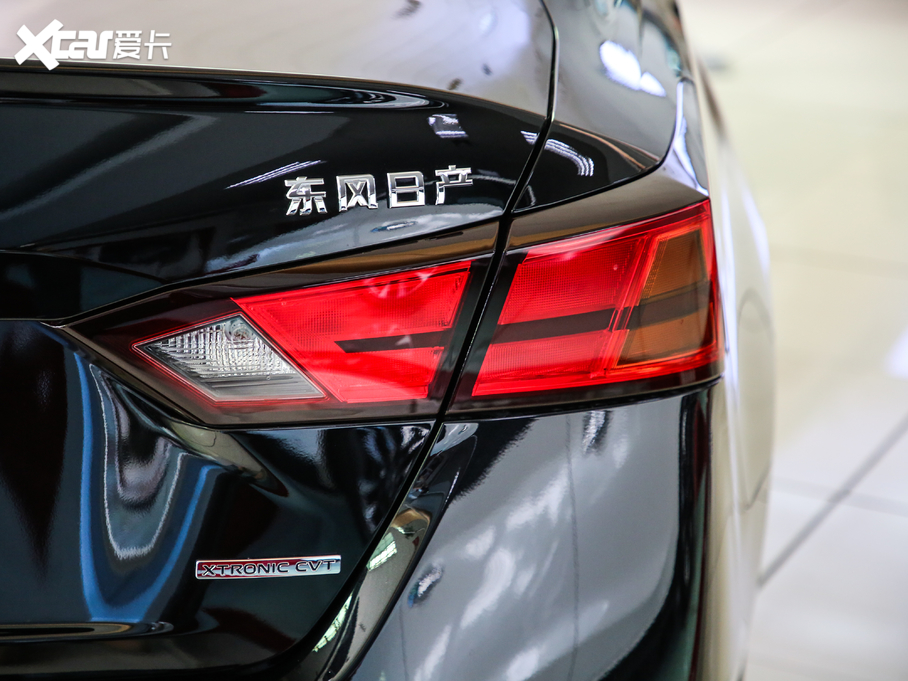 2020[ 2.0T XL Upper AD1 I(lng)