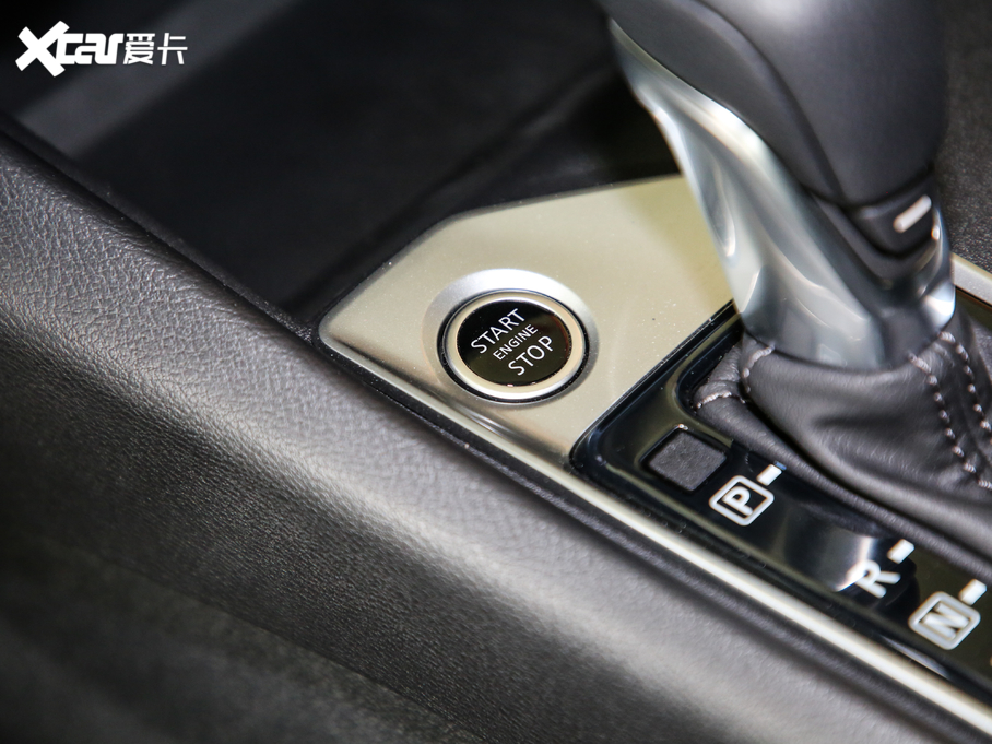 2020[ 2.0T XL Upper AD1 I