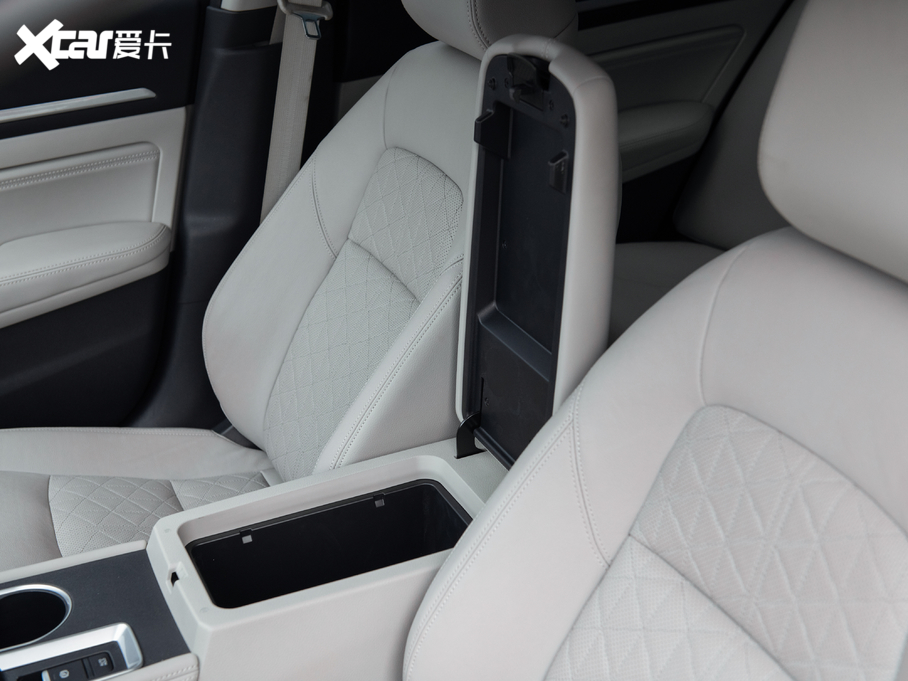 2020[ Ŀ 2.0T XV AD1 I