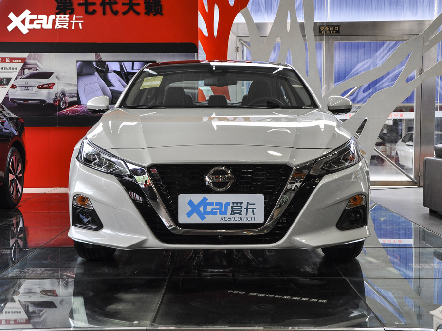 2020[ Ŀ 2.0L XL Upper а