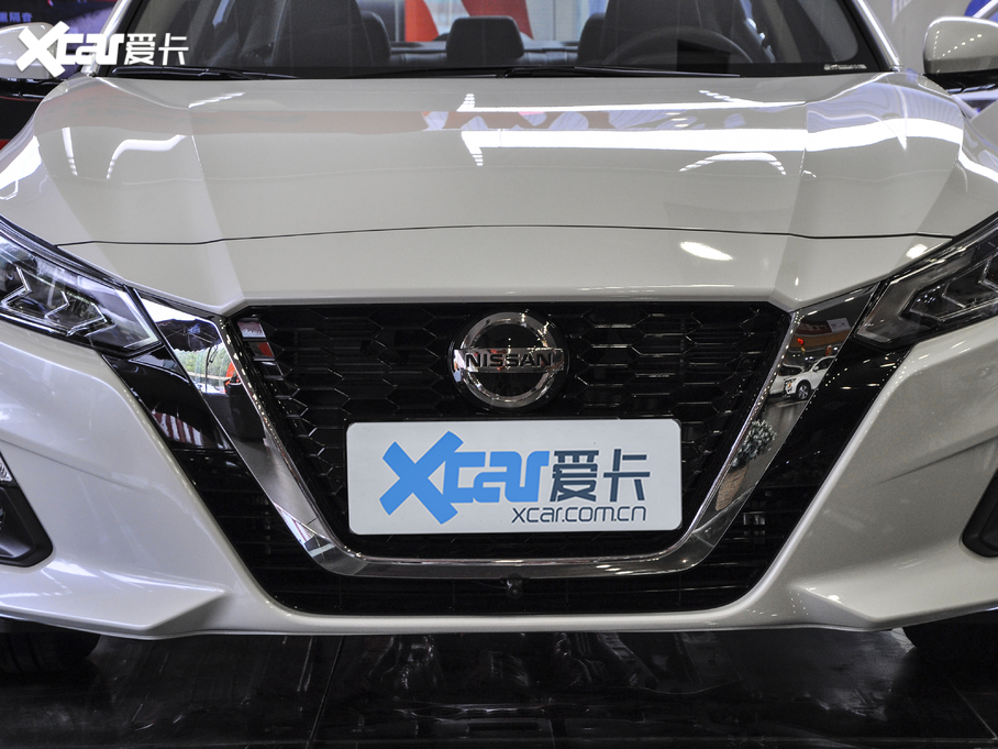 2020[ Ŀ 2.0L XL Upper а