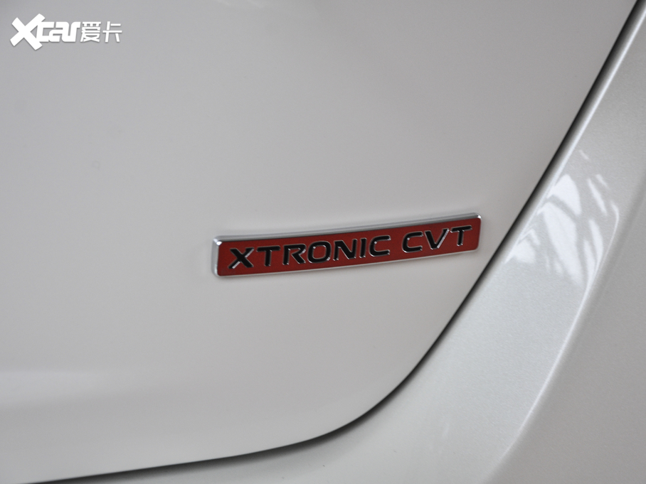 2020[ Ŀ 2.0L XL Upper а