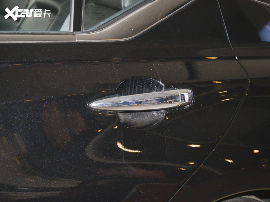 2020[ Ŀ 2.0T XL Upper AD1 I(lng)