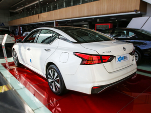 20202.0T XL Upper AD1 I 45