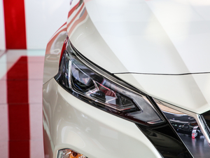 20202.0T XL Upper AD1 I ^