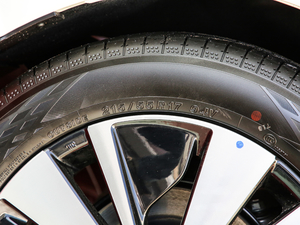 20202.0T XL Upper AD1 I ^