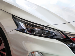 20202.0T XL Upper AD1 I ^