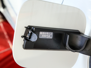 20202.0T XL Upper AD1 I ^