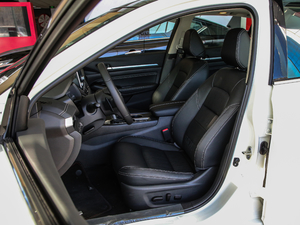 20202.0T XL Upper AD1 I {