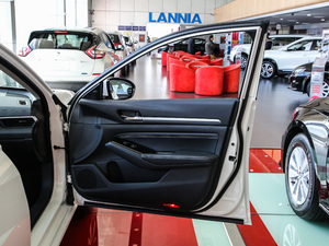 20202.0T XL Upper AD1 I g