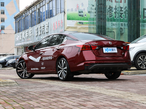 20202.0T XV AD1 I(lng) 45