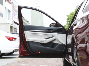 20202.0T XV AD1 I(lng) {λ܇T