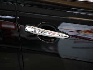 20202.0T XL Upper AD1 I ^