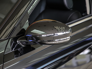 20202.0T XL Upper AD1 I ^