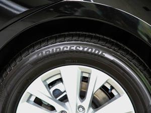 20202.0T XL Upper AD1 I ^