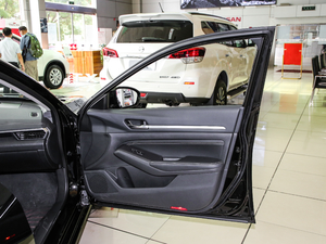 20202.0T XL Upper AD1 I g