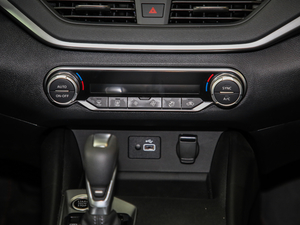 20202.0T XL Upper AD1 I {{