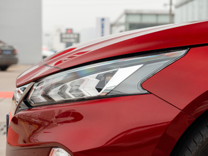 2020Ŀ 2.0T XV AD1 I ^