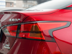 2020Ŀ 2.0T XV AD1 I ^