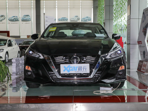 2020Ŀ 2.0L XL Upper а ǰ