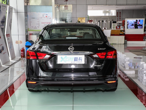 2020Ŀ 2.0L XL Upper а 	