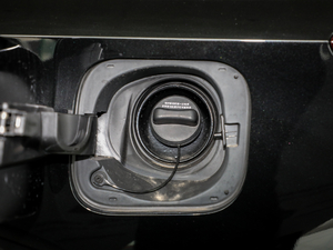 2020Ŀ 2.0L XL Upper а ^