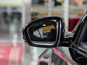 2020Ŀ 2.0L XL Upper а ^