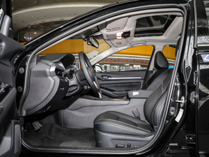 2020Ŀ 2.0L XL Upper а ǰſg