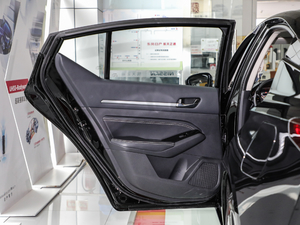 2020Ŀ 2.0L XL Upper а ܇T