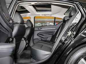 2020Ŀ 2.0L XL Upper а ſg