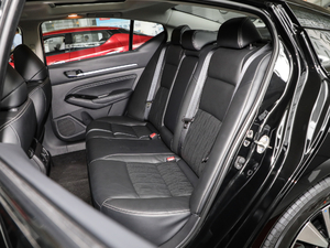 2020Ŀ 2.0L XL Upper а 