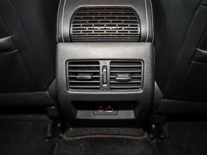 2020Ŀ 2.0L XL Upper а g