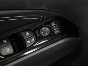 2020Ŀ 2.0L XL Upper а п؅^(q)