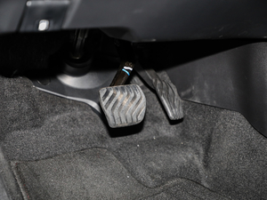 2020Ŀ 2.0L XL Upper а п؅^(q)