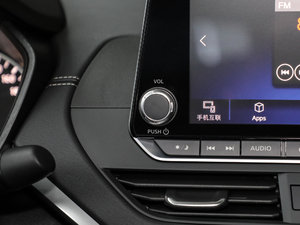 2020Ŀ 2.0L XL Upper а п؅^(q)