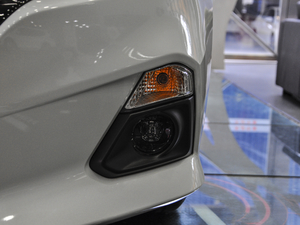 2020Ŀ 2.0L XL Upper а ǰF