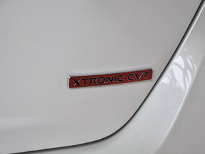 2020Ŀ 2.0L XL Upper а ^