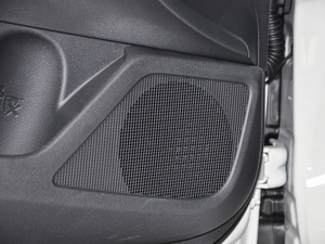 2020Ŀ 2.0L XL Upper а g